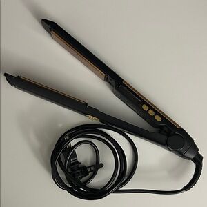 Con Air InfinitiPro Black and Gold Hair Straightener